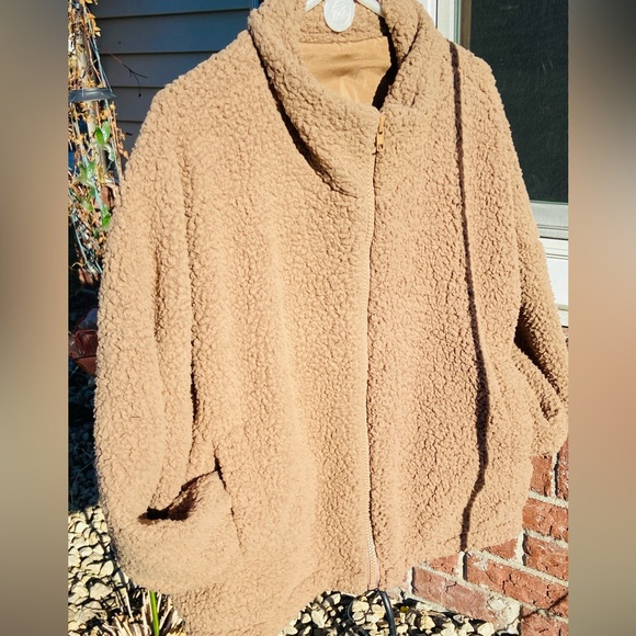 NWT LaMiel Women Sz-L Faux Sherpa/Silk Lightweight yet Cozy Spring/Fall Jacket - Picture 6 of 16
